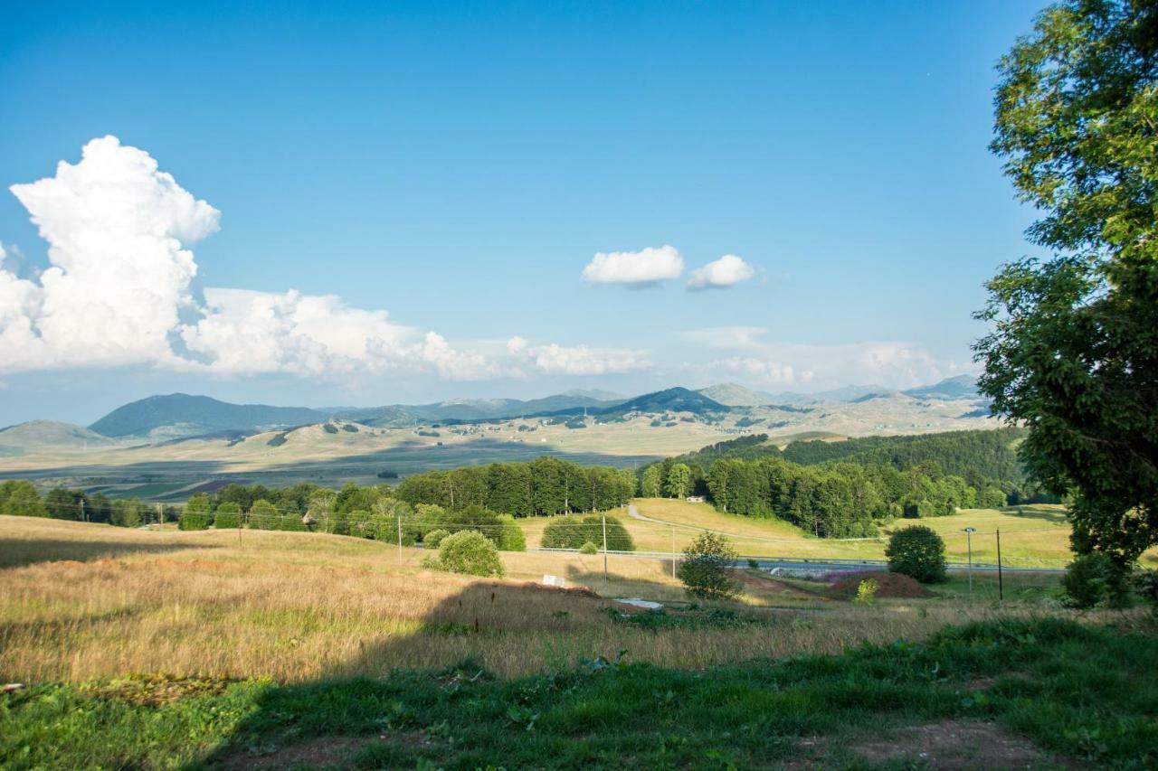 Appartement Etno Selo Smrcevo Brdo à Žabljak Extérieur photo