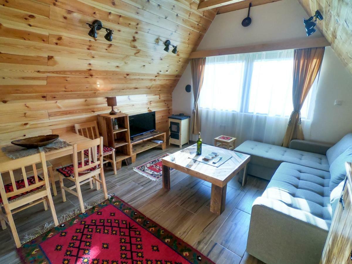 Appartement Etno Selo Smrcevo Brdo à Žabljak Extérieur photo